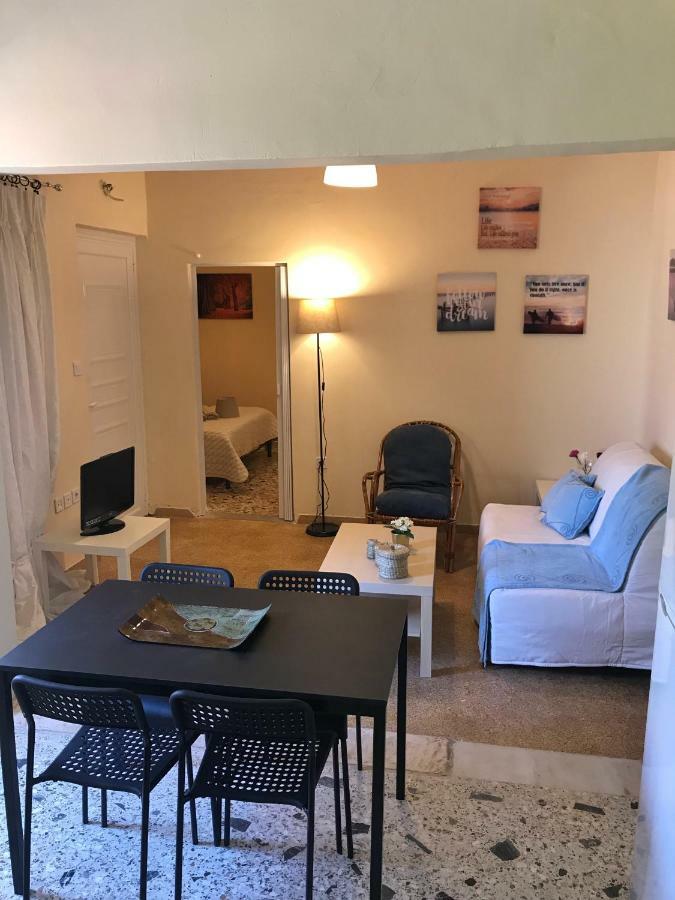 Sunshine'S House Near The Beach, 10 Min From The Airport Artémida Eksteriør bilde
